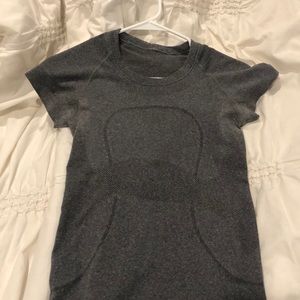 lulu lemon top